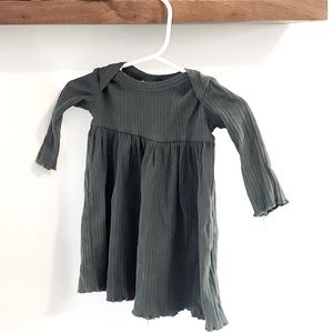 Kate Quinn long sleeved dress Pine 6-12 months